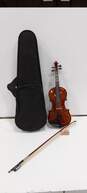 Melody Violin No. V 182 3/4 w/Bow and Case! image number 1