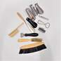 Mixed Lot Of  Vintage  Men's Grooming  Tools image number 1