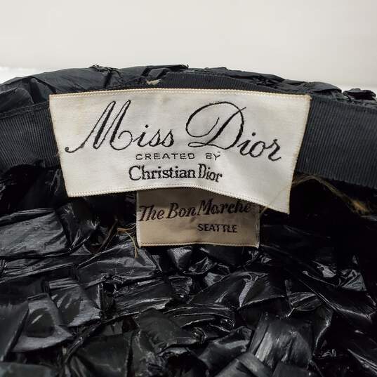 Vintage Miss Dior Created by Christian Dior Ladies Black Cellophane Weave Hat AUTHENTICATED image number 6