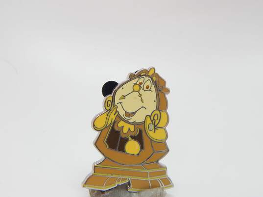 Collectible Disney Mickey Mouse Winnie the Pooh Variety Character Enamel Trading Pins & Buttons 130.5g image number 5