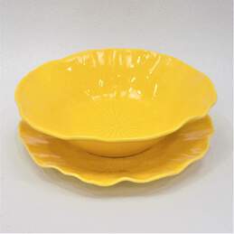 Metlox Poppytrail Lotus Yellow Dinner Plate & Serving Bowl