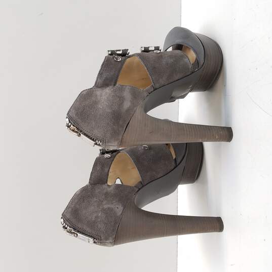 Michael Kors Women's Gray Sueade Gibson Platform Heels Size 7 image number 4