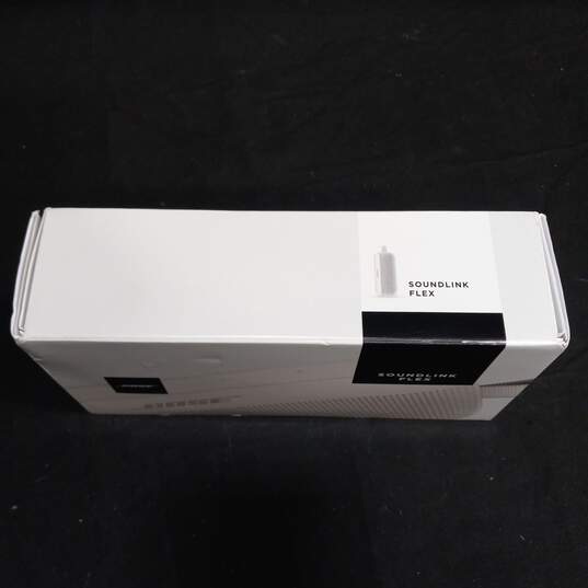 Bose Sound Link Flex White Waterproof Bluetooth Speaker NIB image number 3