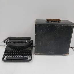 Vintage Remington Rand Deluxe Noiseless Typewriter in Case