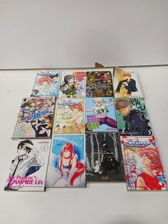 12PC Manga Graphic Novel Book Bundle image number 1