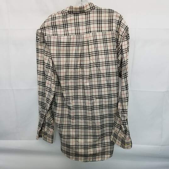 AUTHENTICATED Burberry London Cotton Beige Check Button Up Mens Size L image number 2