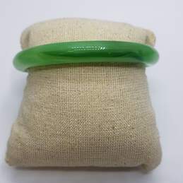 Green Gemstone Bangle Bracelet 35.9g alternative image