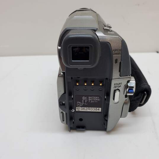 JVC Mini DV Digital Video Camera Silver Model GR-D771U image number 3