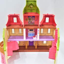 Fisher-Price Loving Family Grand Mansion w/ Working Sounds alternative image