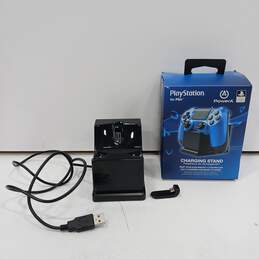 PowerA PlayStation 4 Charging Stand IOB