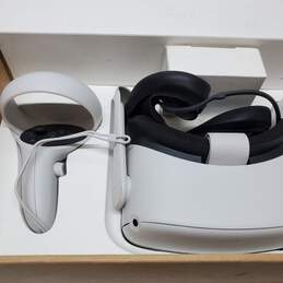 Meta Oculus Quest 2 Advanced VR Virtual Reality Headset with Controllers Untested alternative image