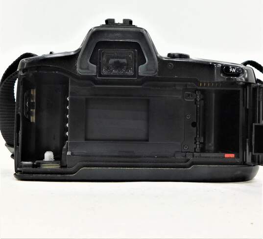 Minolta Maxxum 400si 35mm Film Camera W Minolta AF zoom22-80mm Lens image number 3