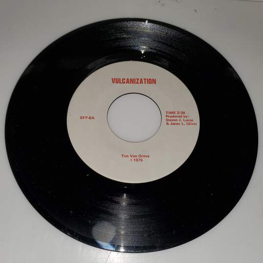 Vintage 1970 Federation Earth Band 7in Record SFF-8B Star Trek Theme + Vulcanization image number 3
