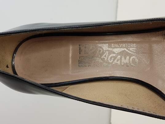 Salvatore Ferragamo Black Patent Leather Heels Size 7 Authenticated image number 8