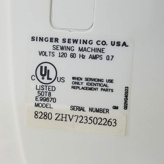Singer Prelude Sewing Machine Model 8280 image number 6