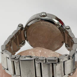 Designer Michael Kors MK-5070 Silver-Tone Round Dial Analog Wristwatch alternative image