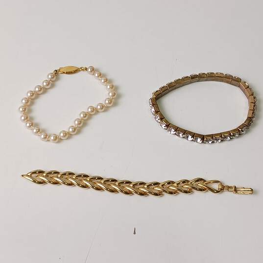 6pc. Chic Costume Jewelry Bundle image number 3