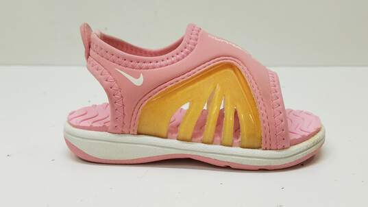 Nike Little Sunray Pink Sandals Size 4c image number 1