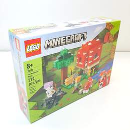 LEGO Minecraft: The Mushroom House (21179)