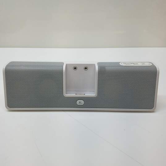 Logitech mm50 30-Pin iPod Speaker Dock with Remote - No Power Cable image number 2
