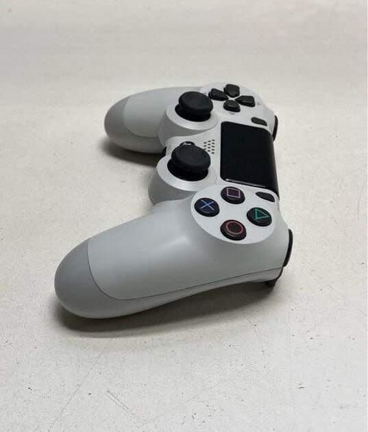 Sony Playstation 4 controller - Glacier White image number 4