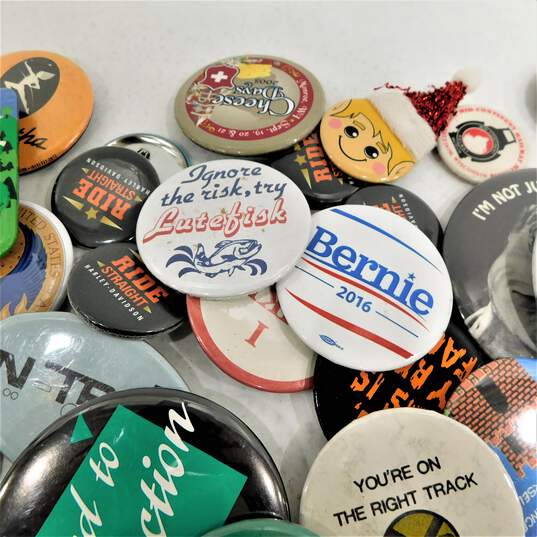 Assorted Pins Buttons Various Sizes Vintage & Modern image number 5
