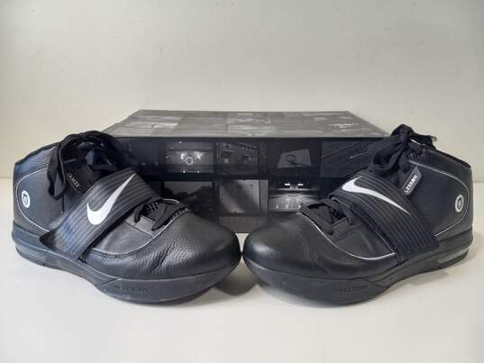 Men's Nike Zoom Soldier IV TB Black Sneakers Size 13 image number 3