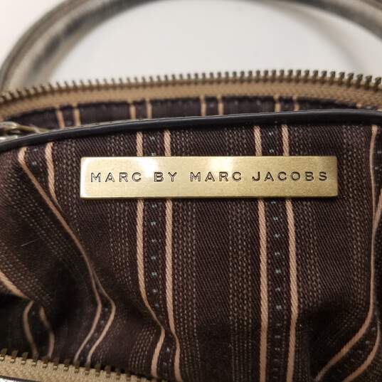 Marc by Marc Jacobs Pebble Leather Shoulder Bag Metallic image number 5