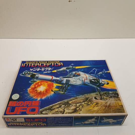 Vintage Bandai UFO Shado's Space Fighter Interceptor Model Kit IOB image number 5