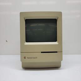 Apple Macintosh Classic II (M4150)- Vintage for Parts or Repair NO CABLES
