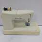 Vintage Singer Touch & Sew Zig-Zag Sewing Machine Model 758 image number 2