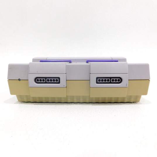 Super Nintendo Entertainment System W/ 3 Games image number 4