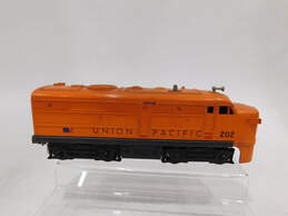 Vntg Lionel Diesel Switcher Union Pacific O Scale Model Locomotive alternative image