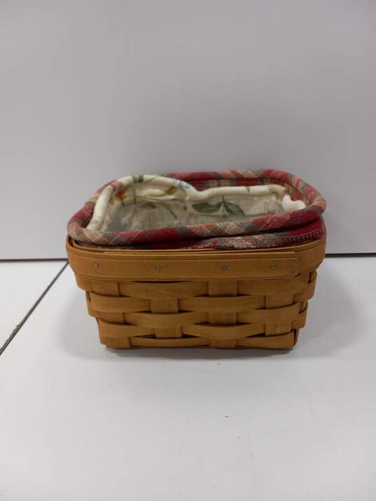 Bundle of 2 Small Longaberger Baskets 1 w/ Lide image number 5
