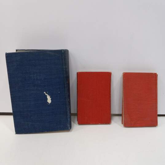 Bundle of 6 Assorted Vintage Books & Novels image number 5