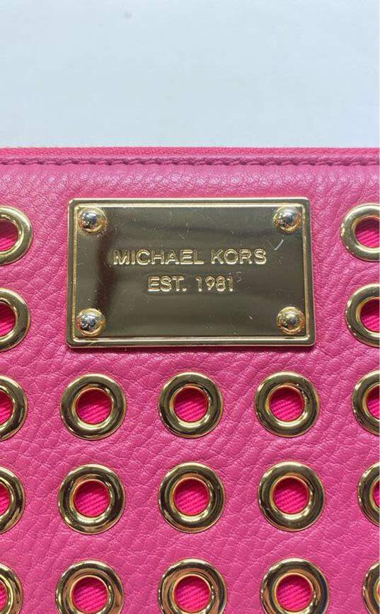 Michael Kors Leather Eyelet Embellished Wallet Pink image number 5