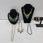 Gold & Brass Tones Costume Jewelry Collection Assorted 7pc Lot image number 1