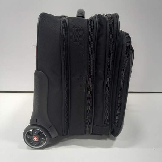 Wenger Swiss Gear Wheeled Luggage image number 3