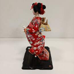 Vintage Japanese Geisha Doll alternative image