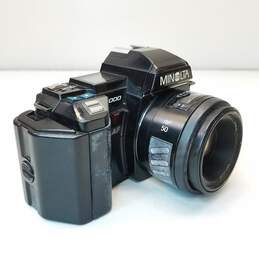 Minolta Maxxum 7000 35mm SLR Camera with Lens