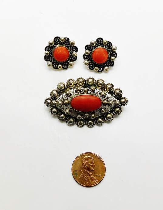 VNTG 900 Silver Coral Cabochon Brooch & Screw Back Earrings 16.2g image number 4