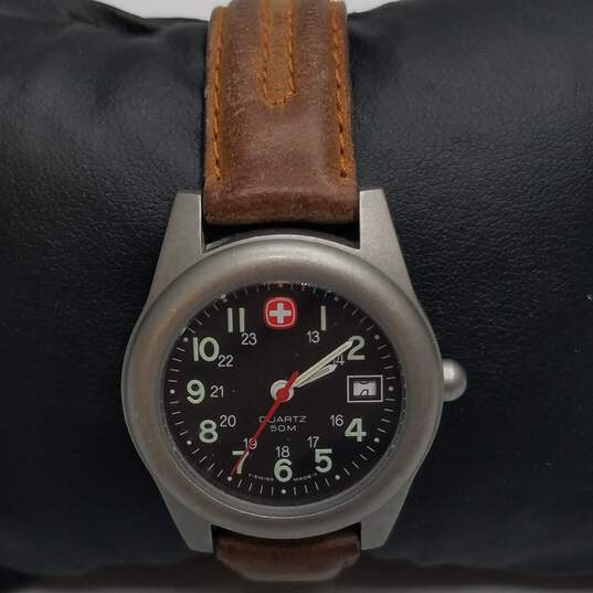 Vintage Wenger X Marlboro 28mm Case Brown leather strap Lady's Quartz Watch image number 1