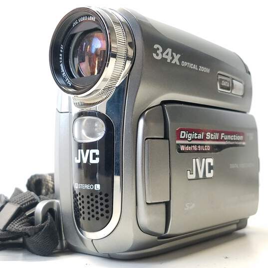 JVC GR-D770U MiniDV Camcorder For Parts or Repair image number 1