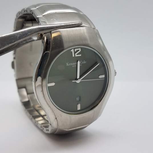 Kenneth Cole 36mm Case Vintage Homage Green Dial Men's Stainless Steel Quartz Watch image number 3