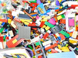 10.8 LBS Mixed LEGO Bulk Box