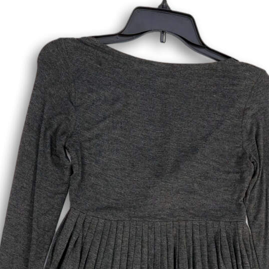 Womens Gray Long Sleeve V-Neck Pleated Pullover Fit & Flare Dress Size XS image number 4