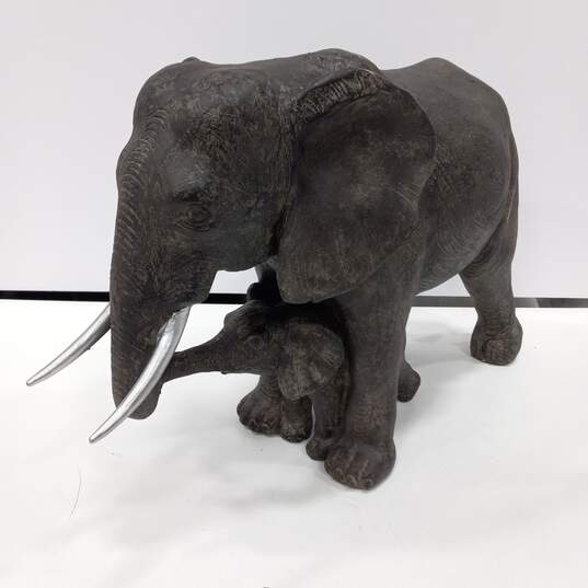 Mother Elephant Polystone Sculpture image number 4