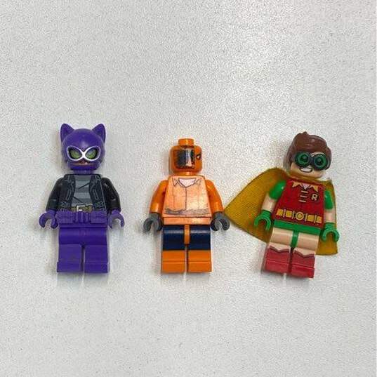 Mixed Lego DC Comics Minifigures Bundle (Set Of 10) image number 2