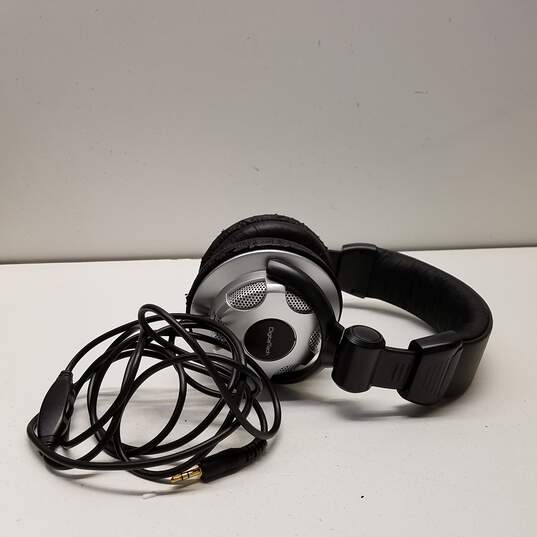 Digital Tech Headphones by Masterpiece Classical Library with case image number 5