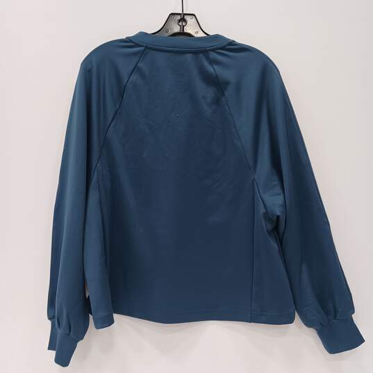 The North Face Women's Flash Dry Dark Blue Sweatshirt Size M image number 2